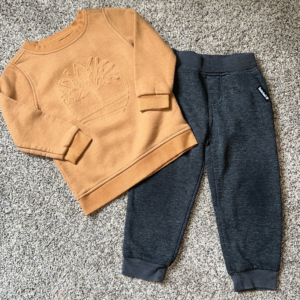 Timberland Brown Sweatshirt with Ribbed Cuffs